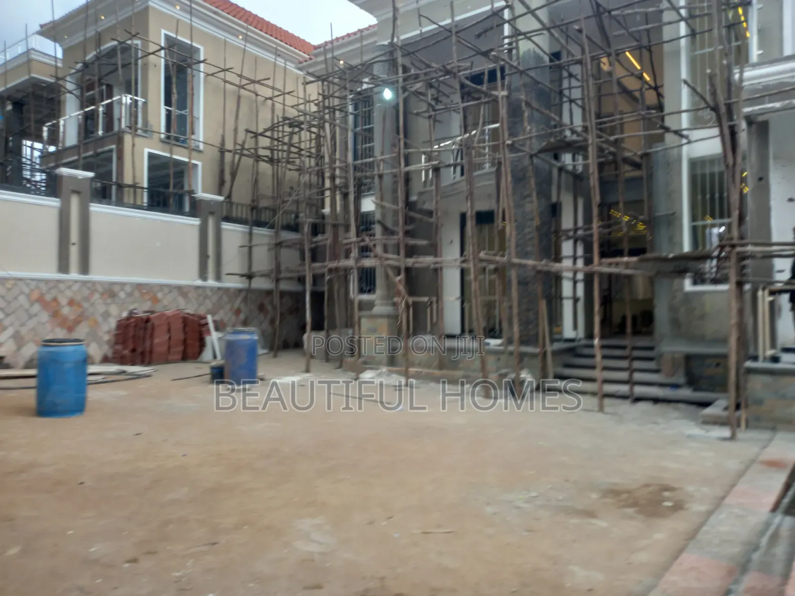 Furnished 6bdrm Duplex in Najjera, Nakawa for sale