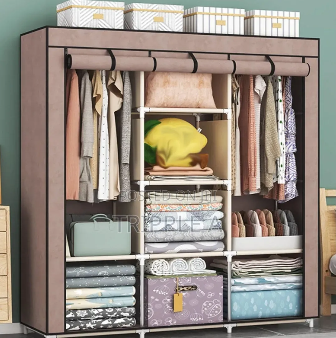 Three Column Metallic Frame Closet