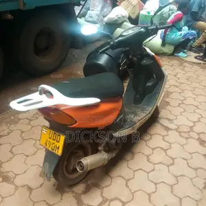 Yamaha 2013 Orange