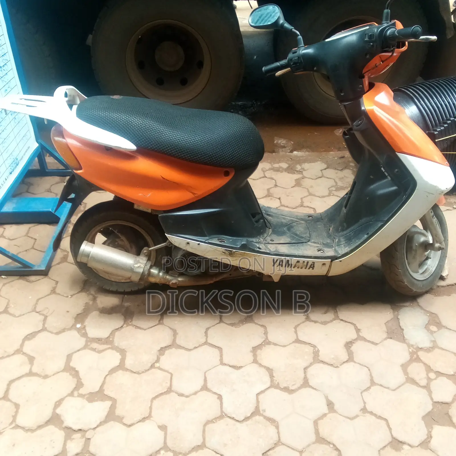 Yamaha 2013 Orange