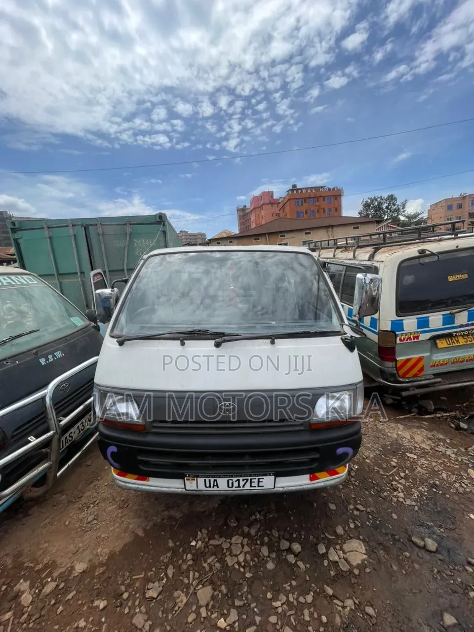 Toyota HiAce 1998 White