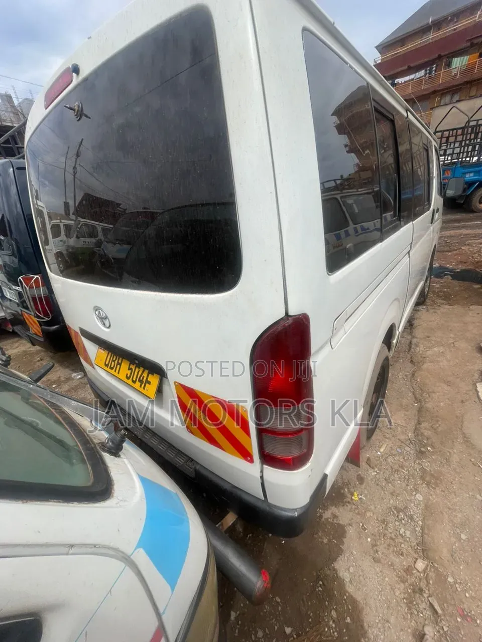 Toyota HiAce 2009 White