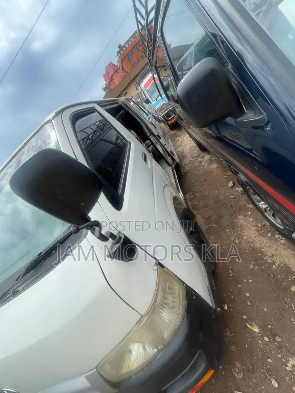 Toyota HiAce 2009 White
