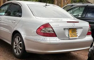 Mercedes-Benz E300 2010 Silver