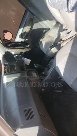 Toyota RAV4 Automatic 2000 White