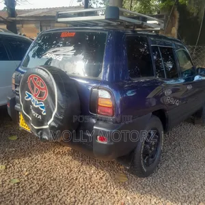 Toyota RAV4 2005 Blue