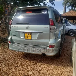 Toyota Land Cruiser Prado 2012 Green