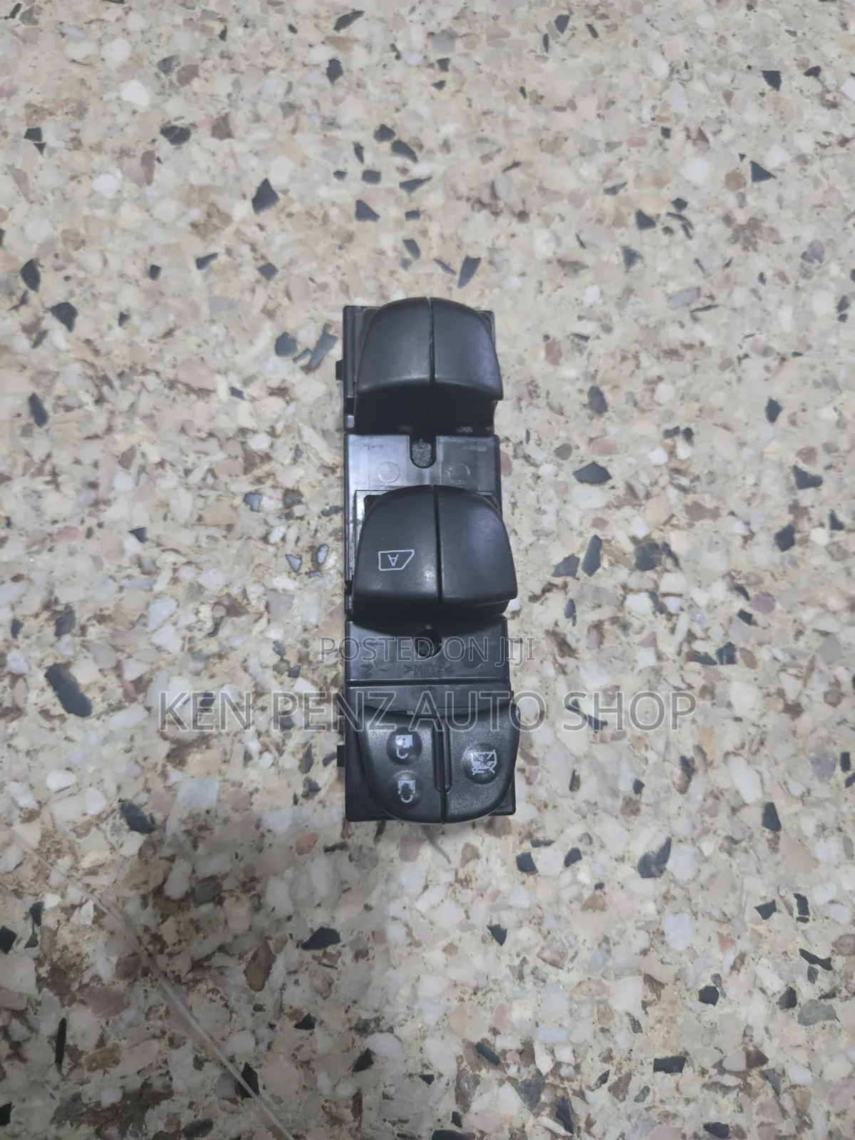 Nissan Navara and Duke Door Window Power Switch