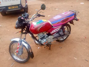 Bajaj Boxer 2024 Red