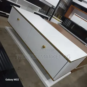Centre Tables/Classic Center Table/Center Tables/Coffee Table/Table122