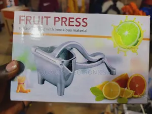 Manual Fruit Press Machine
