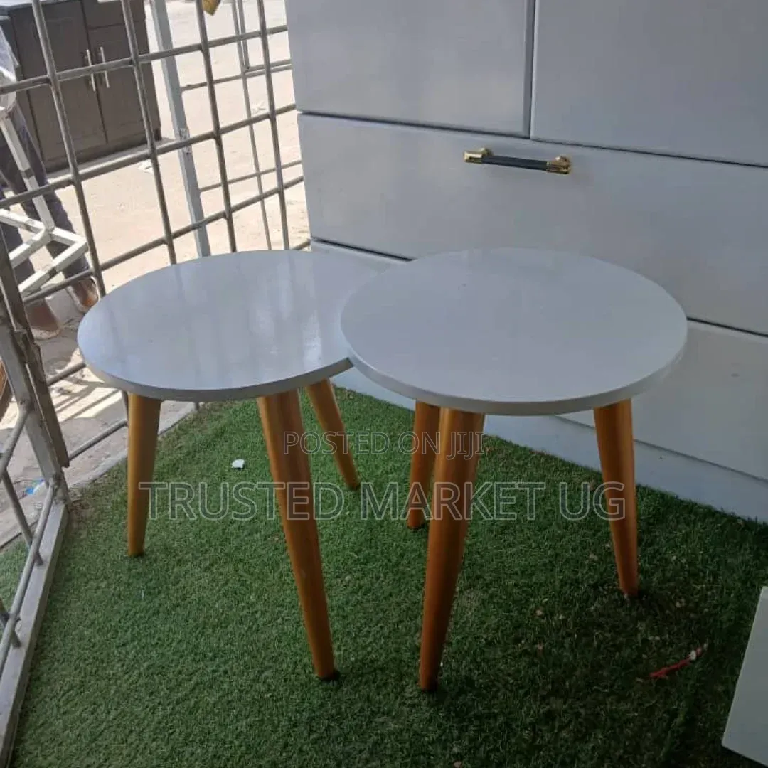 Centre Tables/Classic Center Table/Center Tables/Coffee Table/Table176
