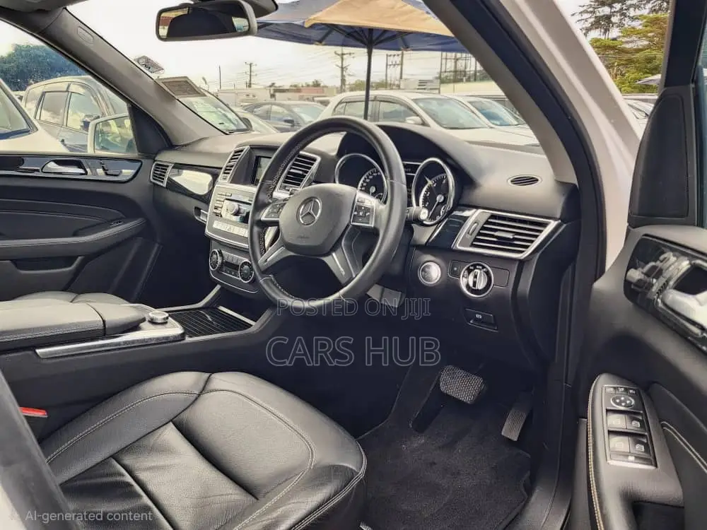 Mercedes-Benz M Class ML350 4MATIC 4dr SUV AWD (3.5L 6cyl 7A) 2014