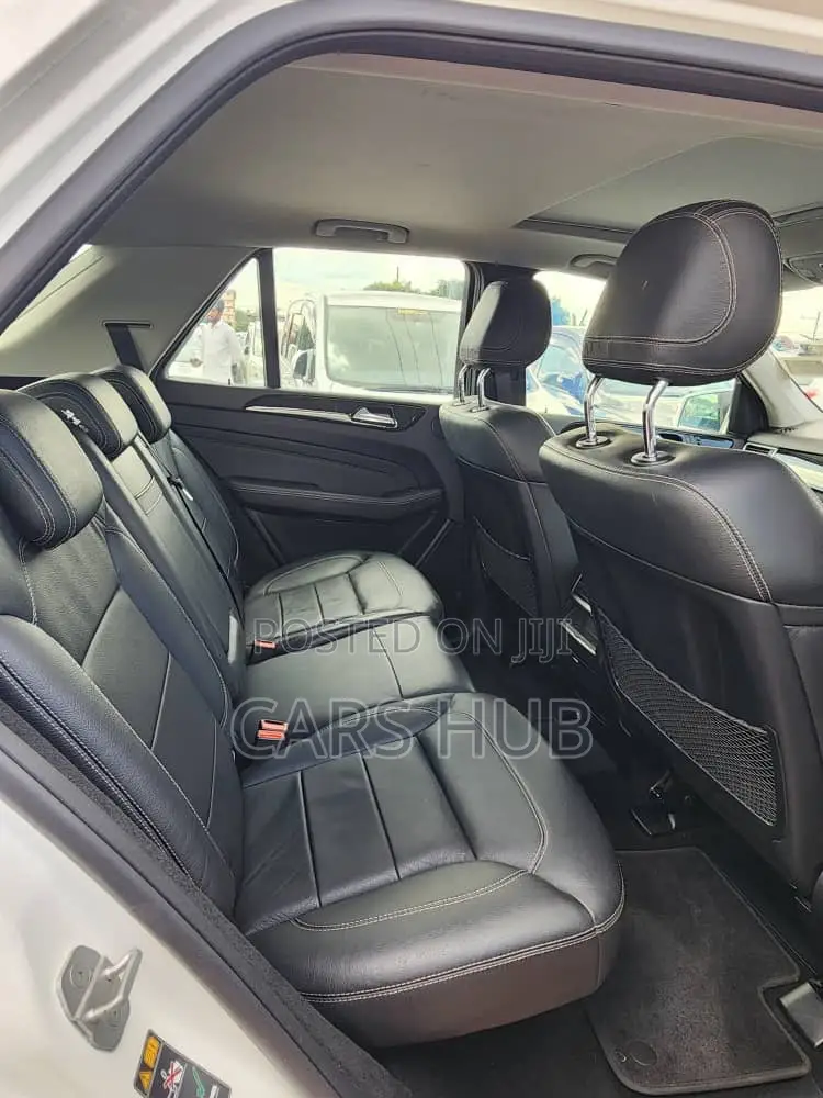 Mercedes-Benz M Class ML350 4MATIC 4dr SUV AWD (3.5L 6cyl 7A) 2014
