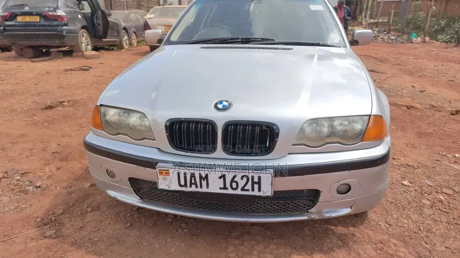 BMW 318i 2002 Silver