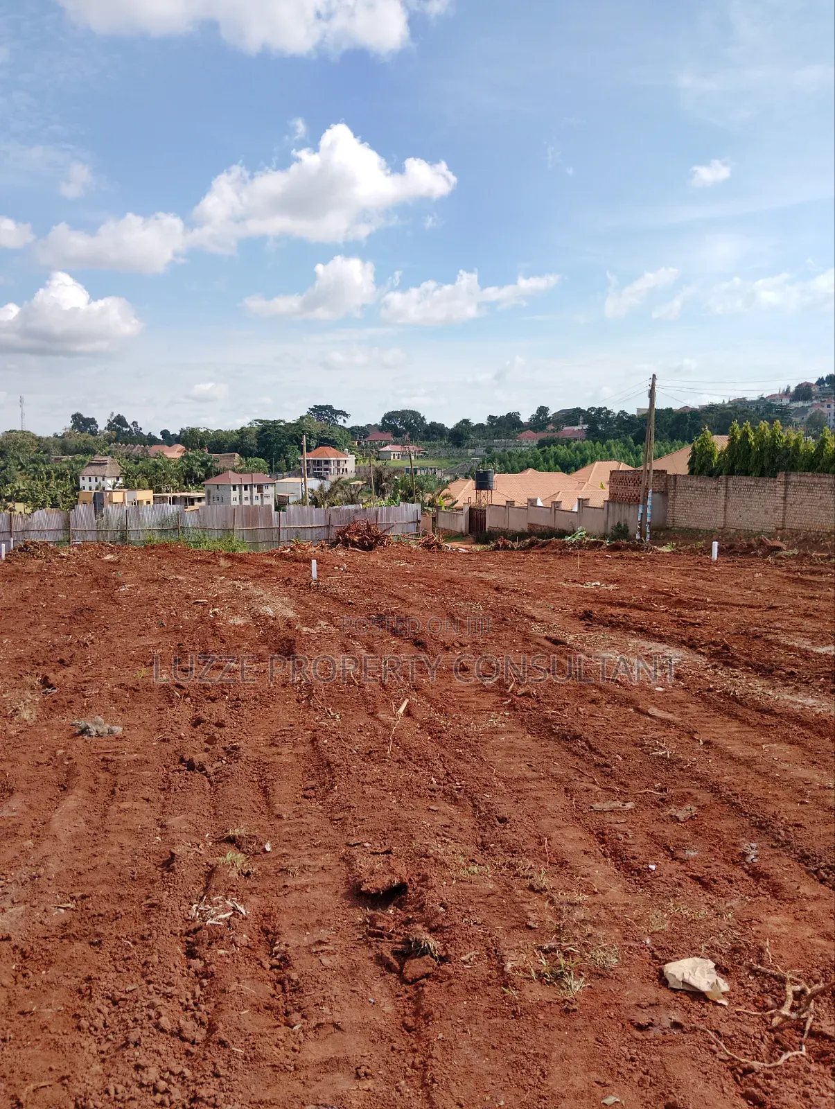 50*100 Plots for Sale in Buloba Winmond Hotel Smiling Star School Rd
