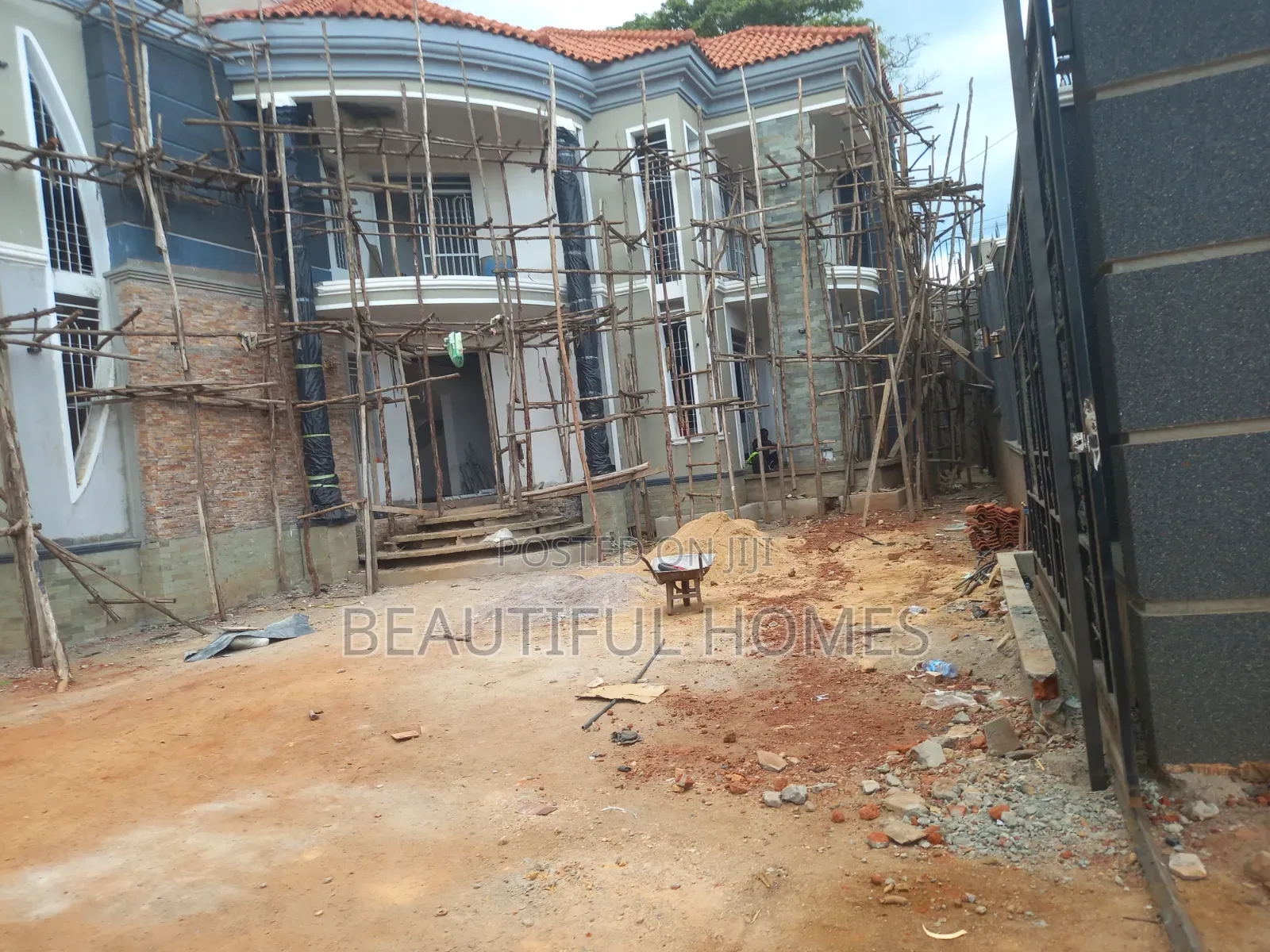 Furnished 6bdrm House in Najjera, Nakawa for sale