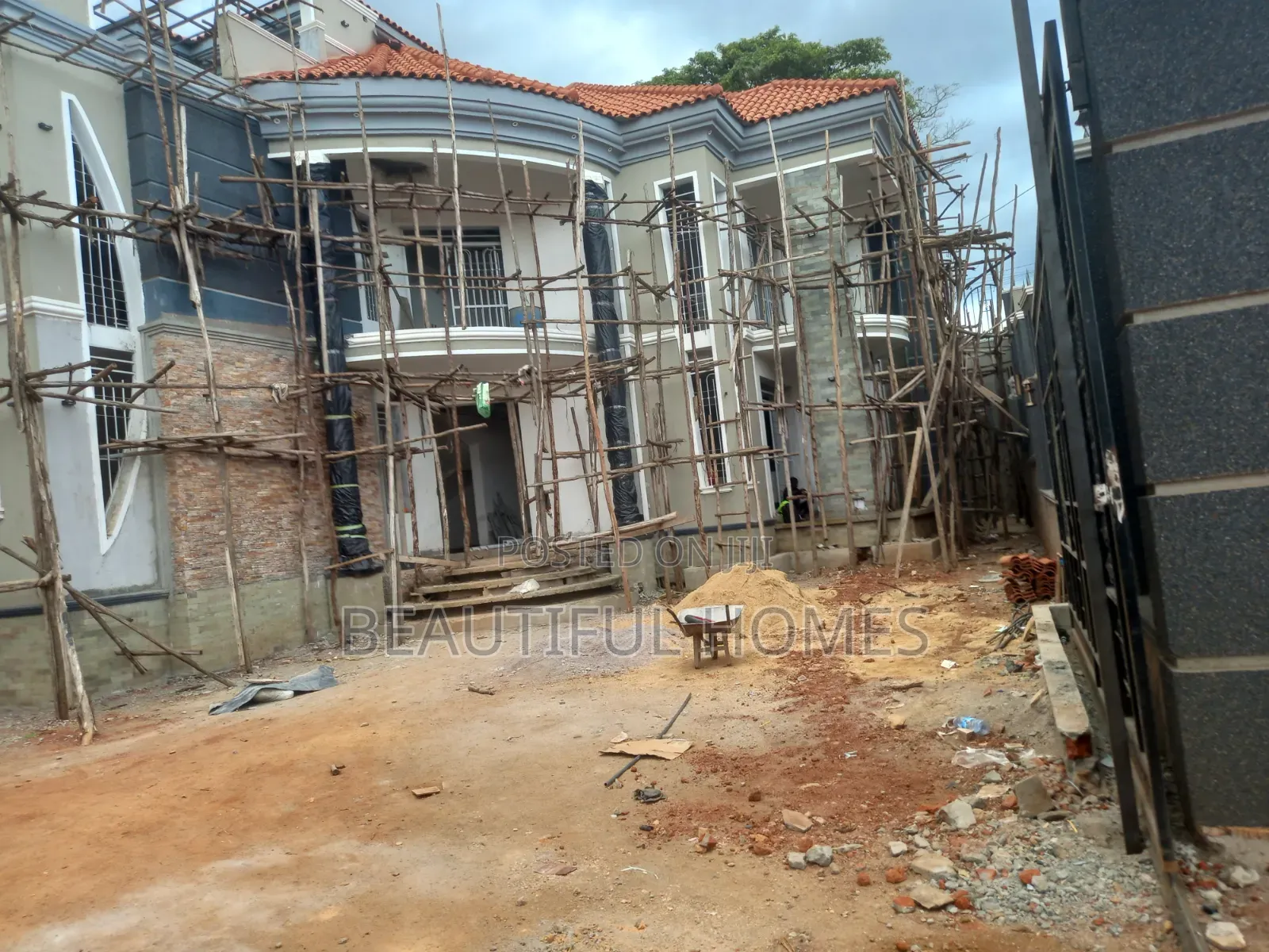 Furnished 6bdrm House in Najjera, Nakawa for sale