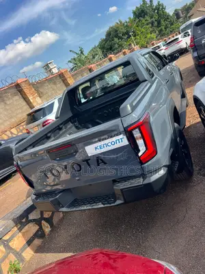 New Toyota Hilux 2023 Beige