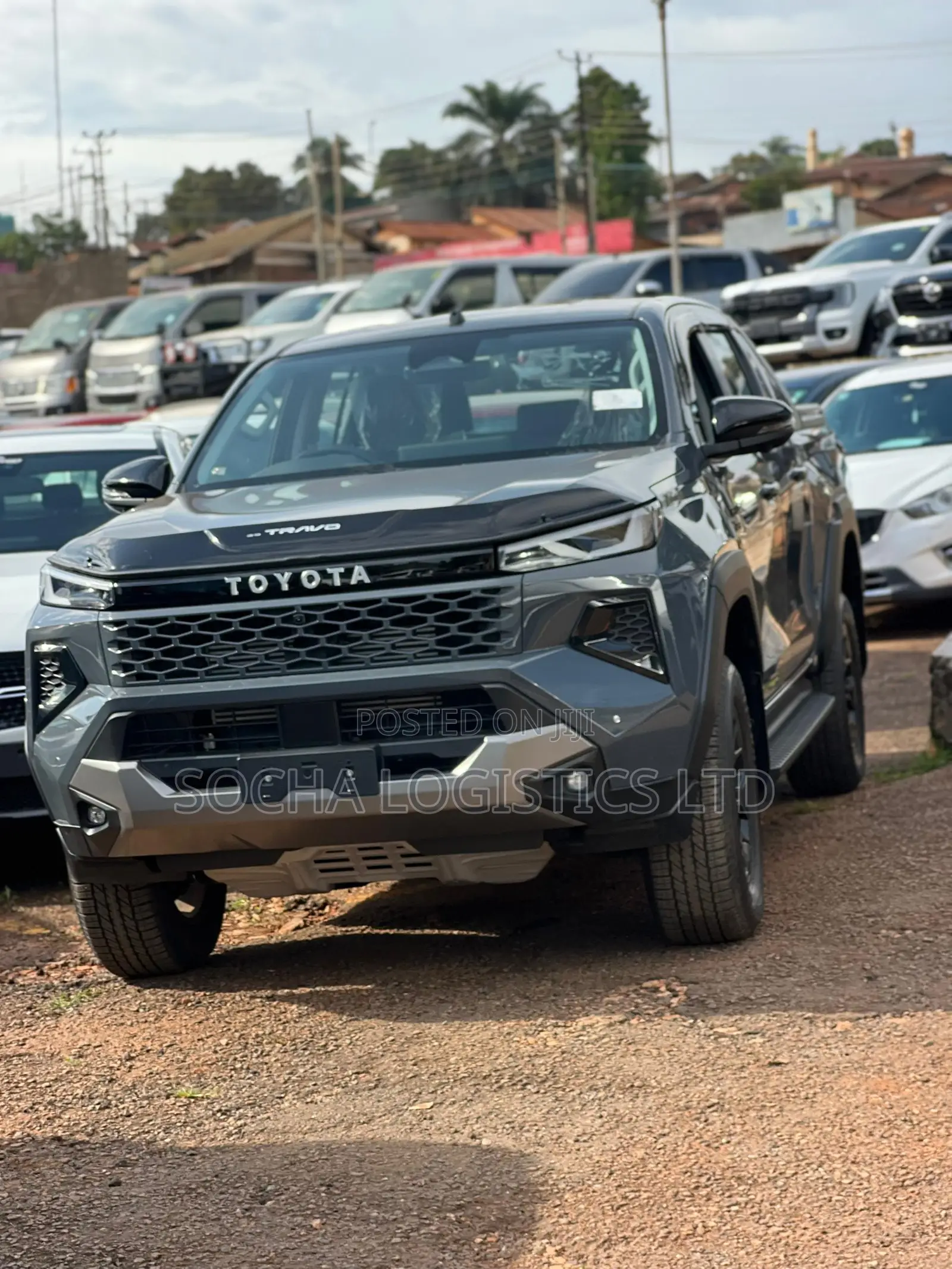 New Toyota Hilux 2023 Beige