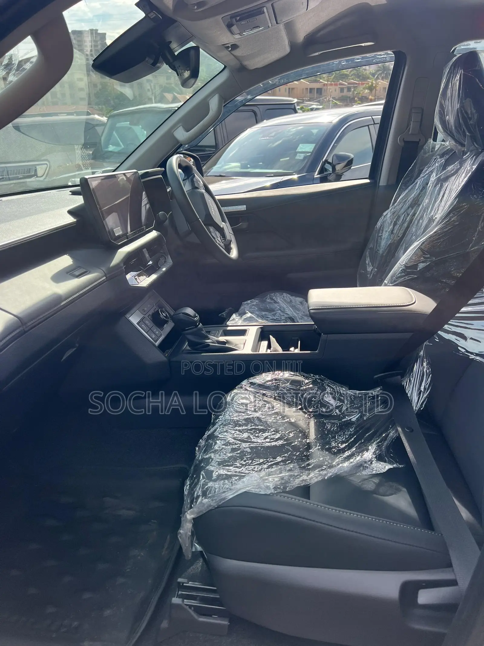 New Toyota Hilux 2023 Beige