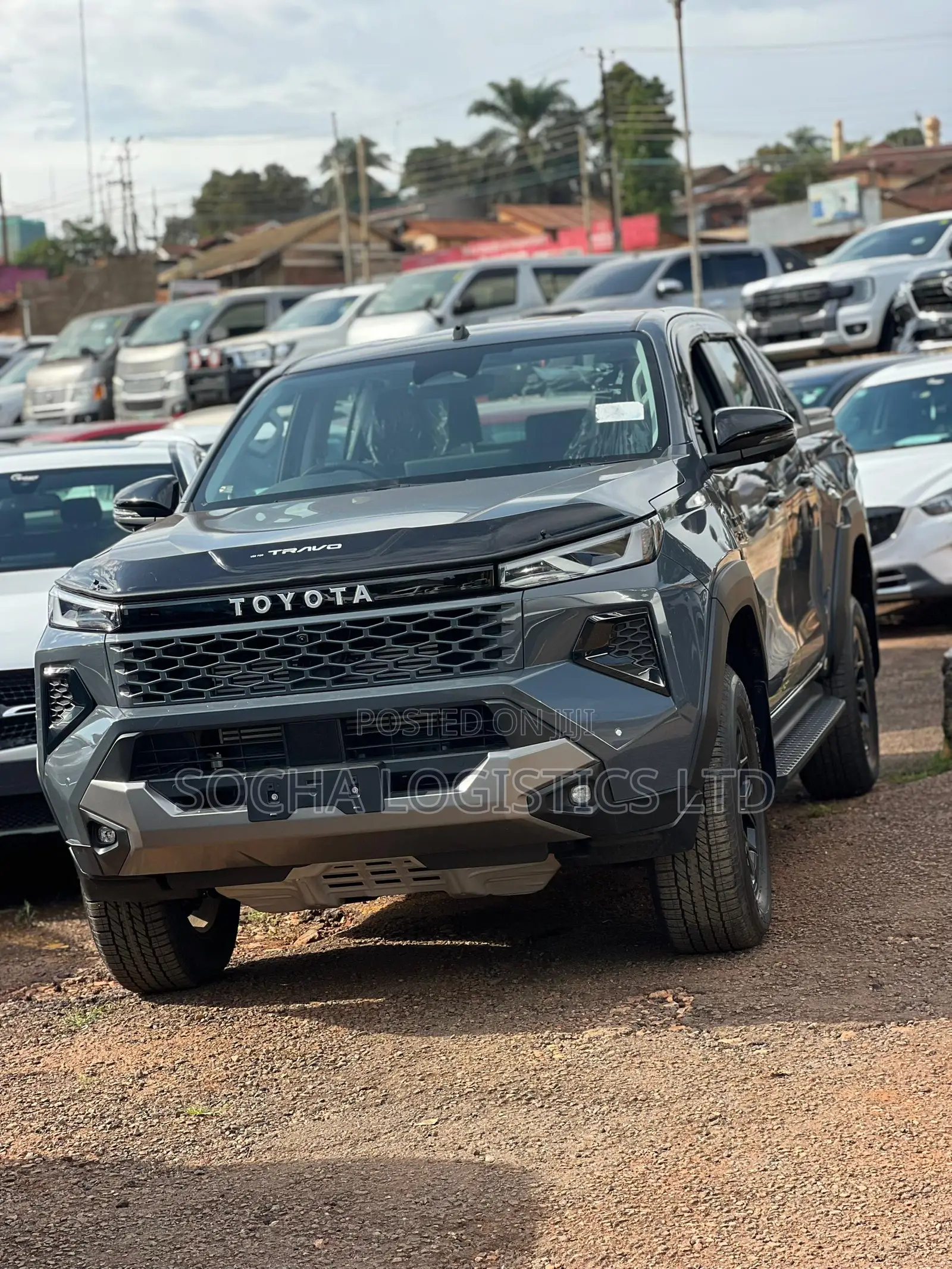 New Toyota Hilux 2023 Beige