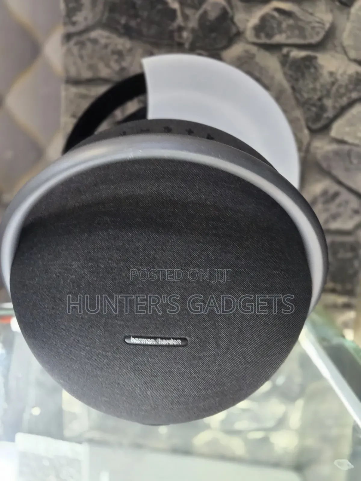 Harman Kardon Onyx Onyx Studio 7 Bluetooth Rechargeable Speaker Clean