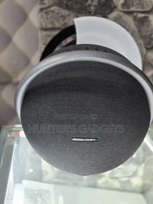 Harman Kardon Onyx Onyx Studio 7 Bluetooth Rechargeable Speaker Clean