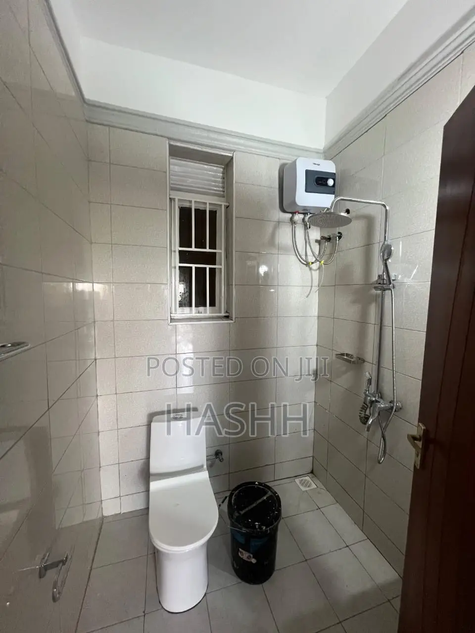 3bdrm Apartment in Muyunyo, Central Division for rent
