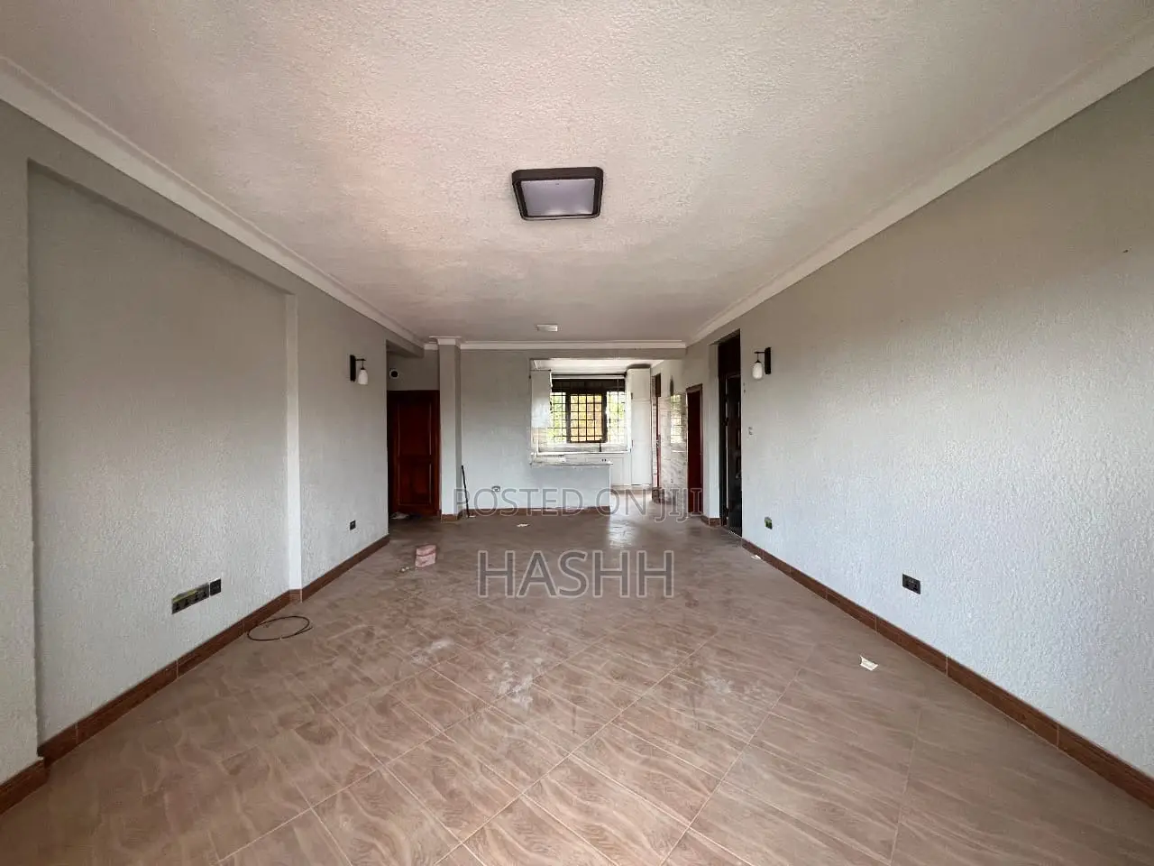 3bdrm Apartment in Muyunyo, Central Division for rent