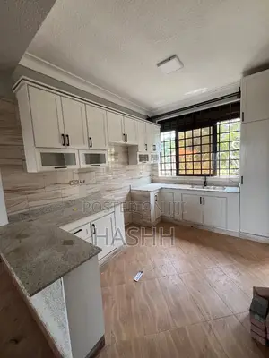3bdrm Apartment in Muyunyo, Central Division for rent