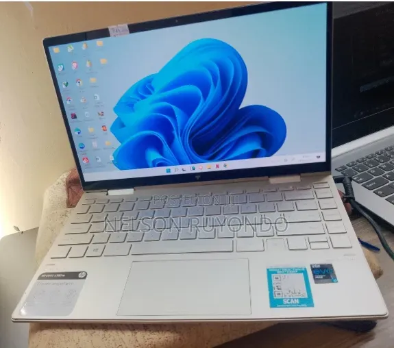 Laptop HP Envy X360 8GB Intel Core i7 SSD 512GB
