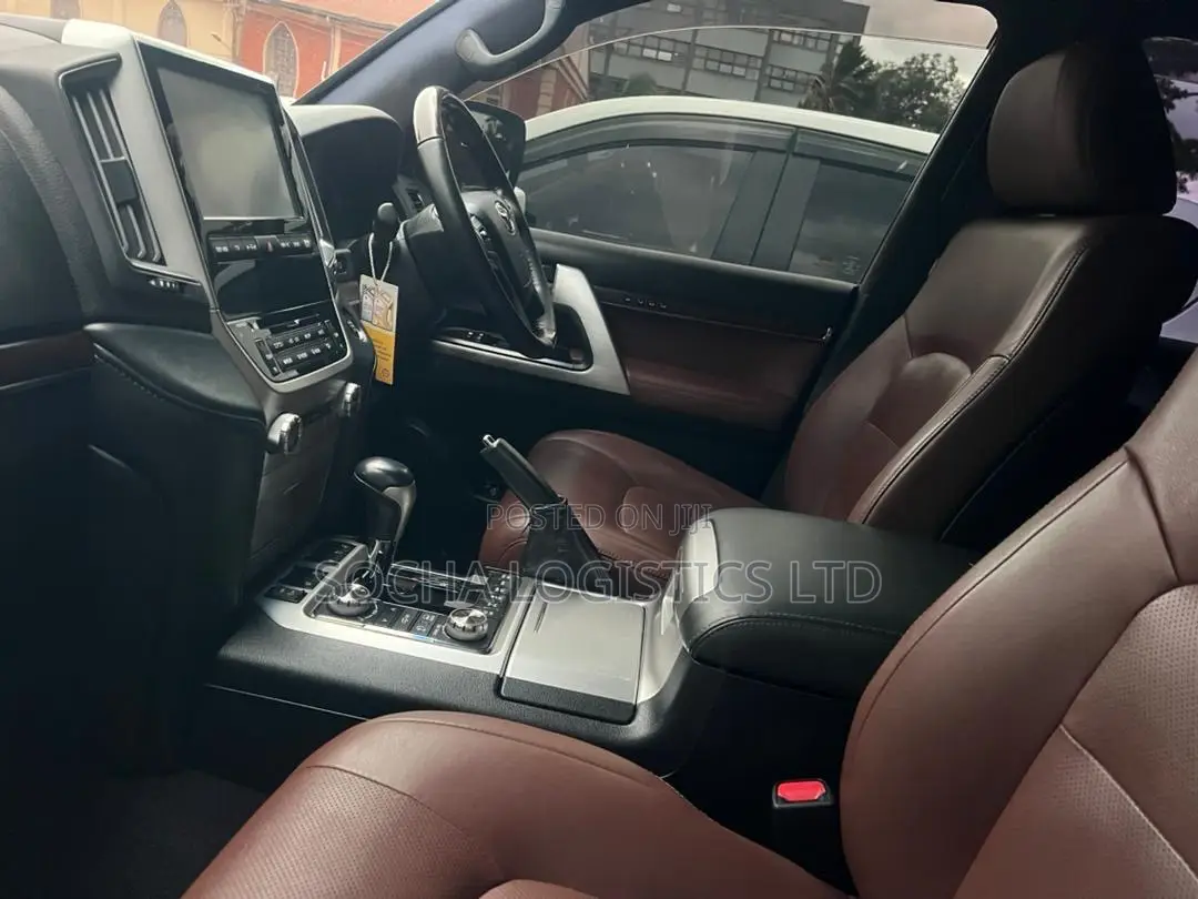 Toyota Land Cruiser Prado 2016 Black