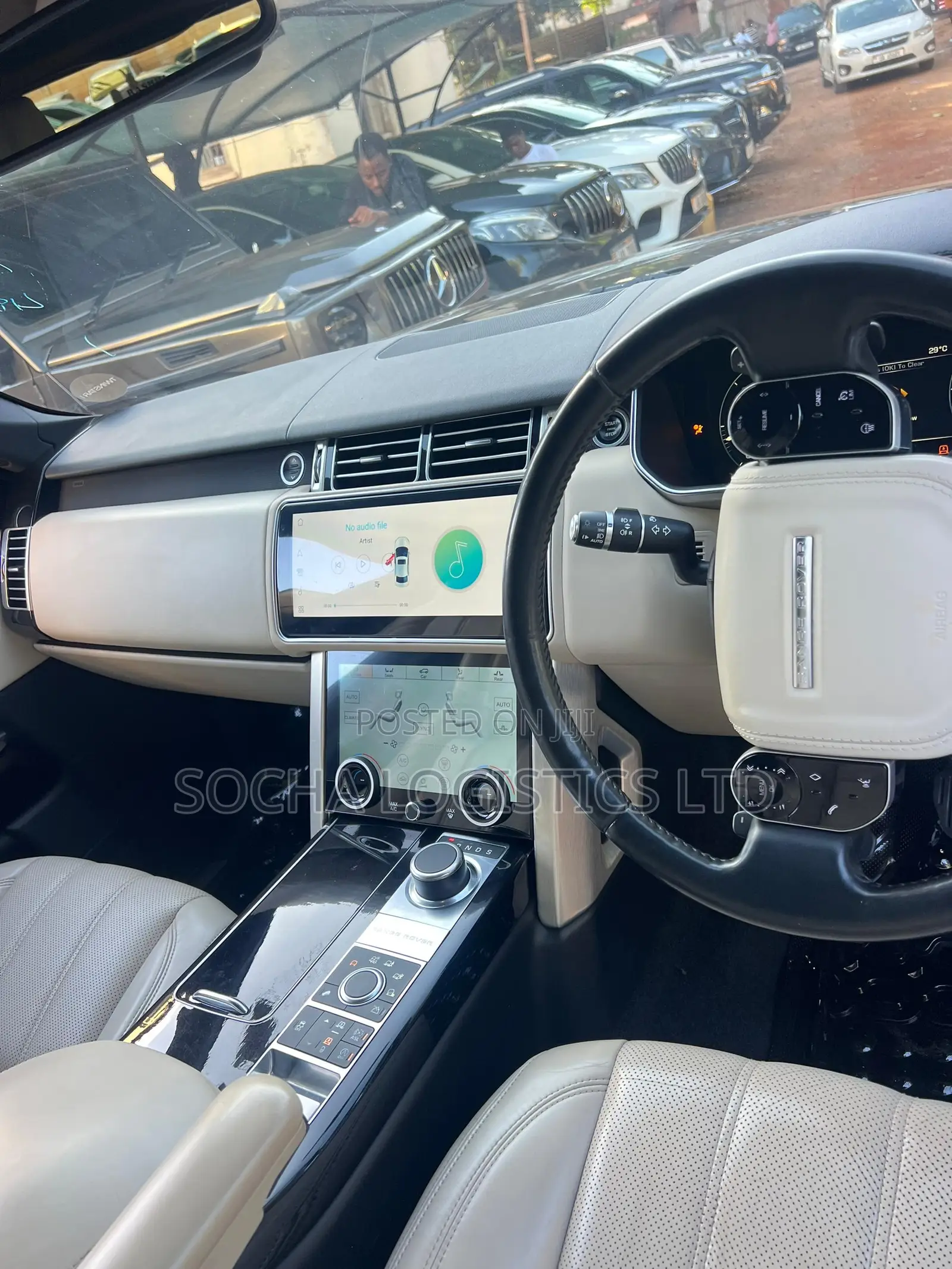 Land Rover Range Rover Vogue 2016 Black