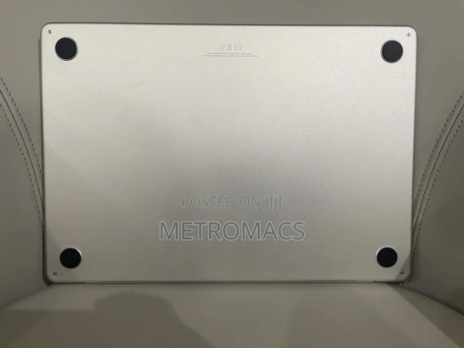 Laptop Apple MacBook Air 2024 M3 15-inch 8GB Apple M3 SSD 512GB