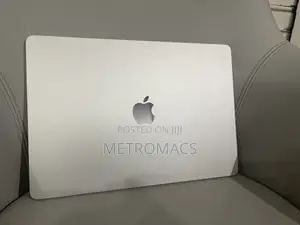 Laptop Apple MacBook Air 2024 M3 15-inch 8GB Apple M3 SSD 512GB