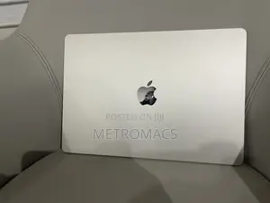 Laptop Apple MacBook Air 2024 M3 15-inch 8GB Apple M3 SSD 512GB