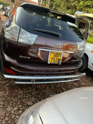 Toyota Harrier 2.4 2010 Maroon