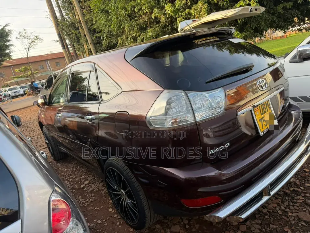 Toyota Harrier 2.4 2010 Maroon
