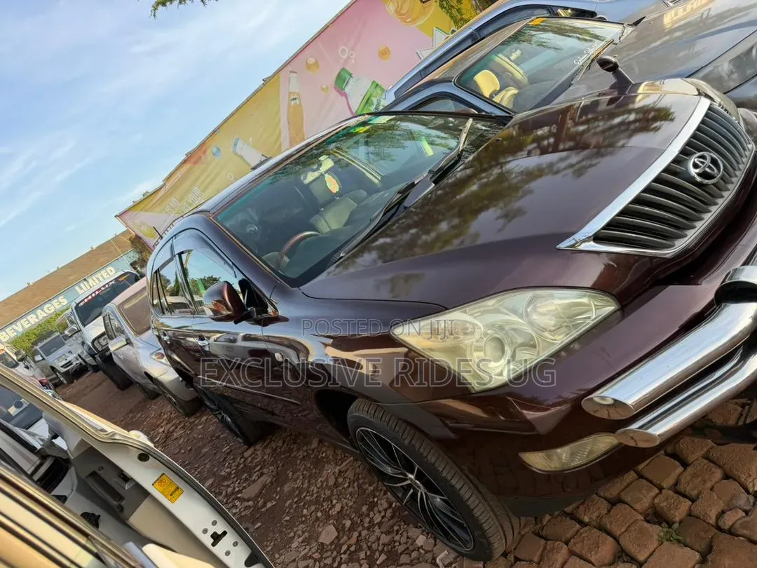 Toyota Harrier 2.4 2010 Maroon