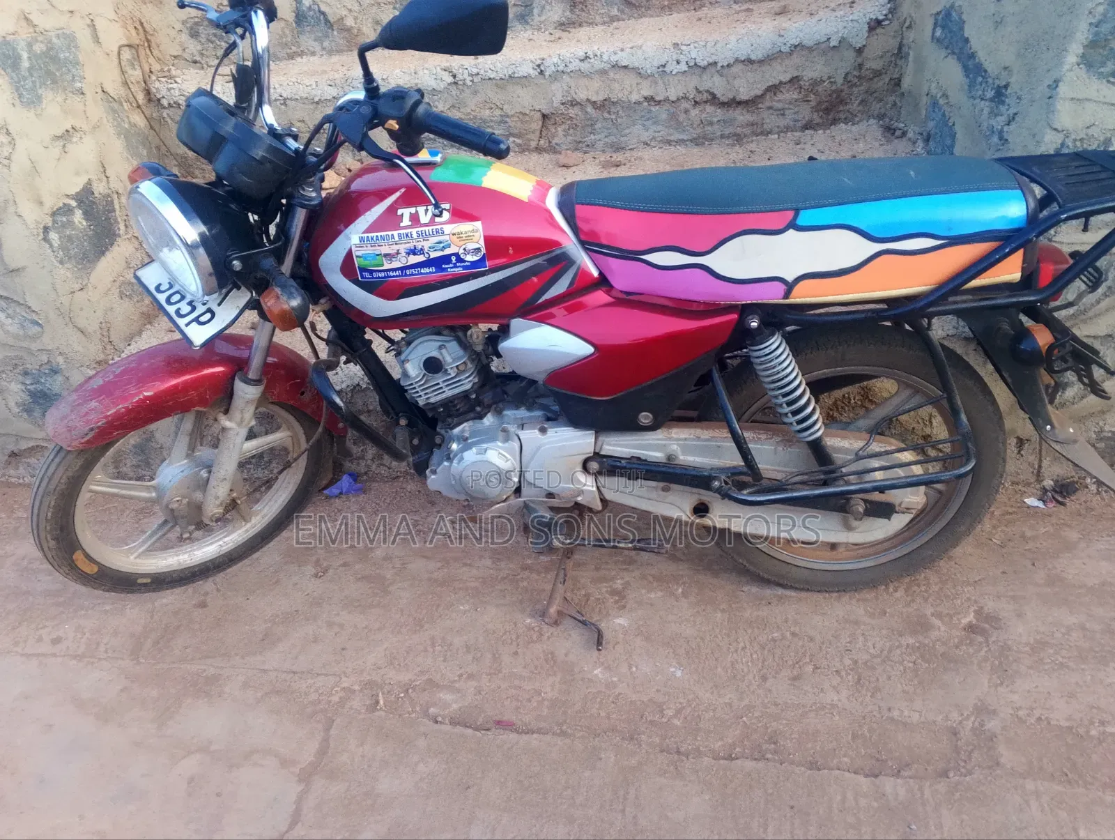 TVS HLX 125 2023 Red