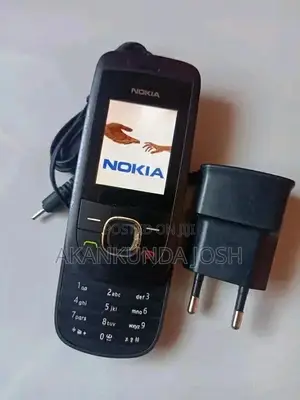 New Nokia 2220 slide Black