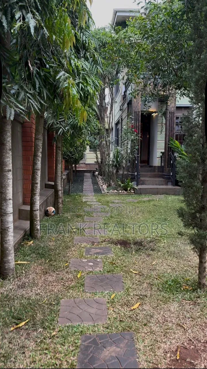Furnished 5bdrm House in Nalugala, Katabi for sale