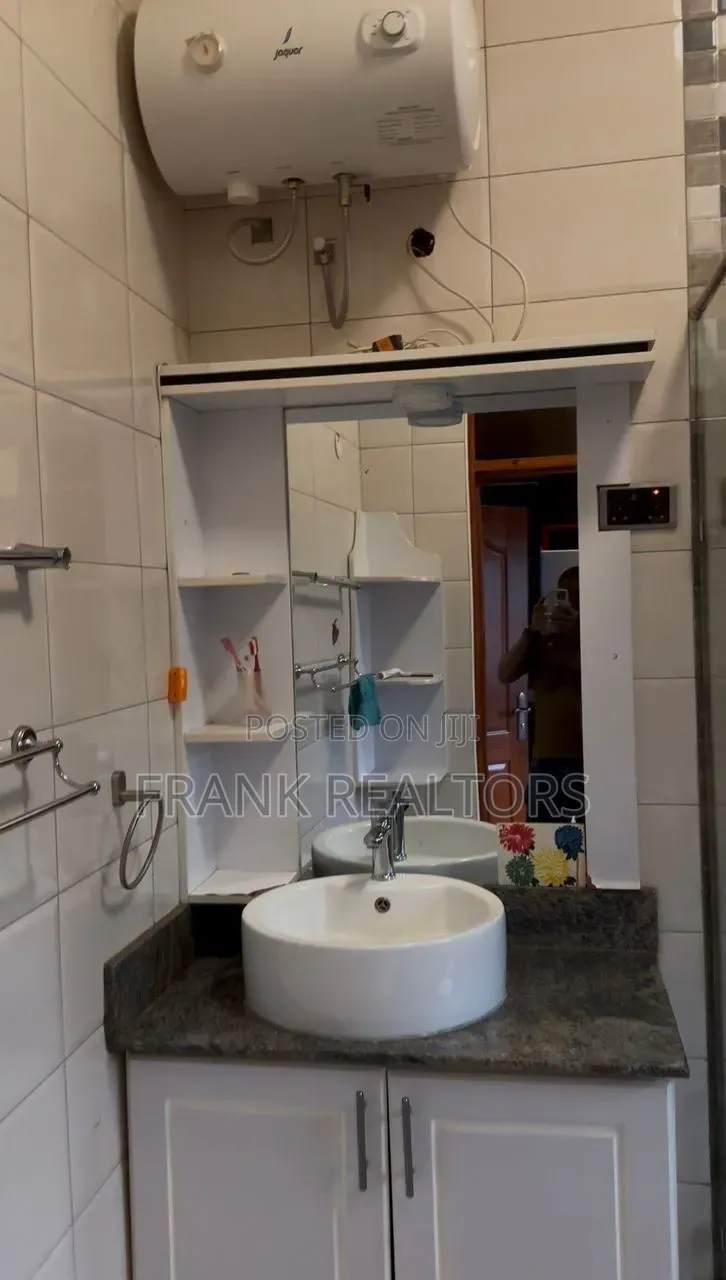 Furnished 5bdrm House in Nalugala, Katabi for sale