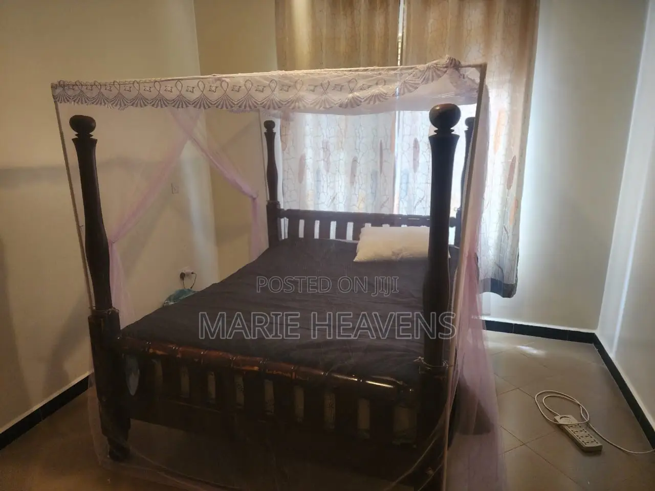 Bed 5x6 With Mattress