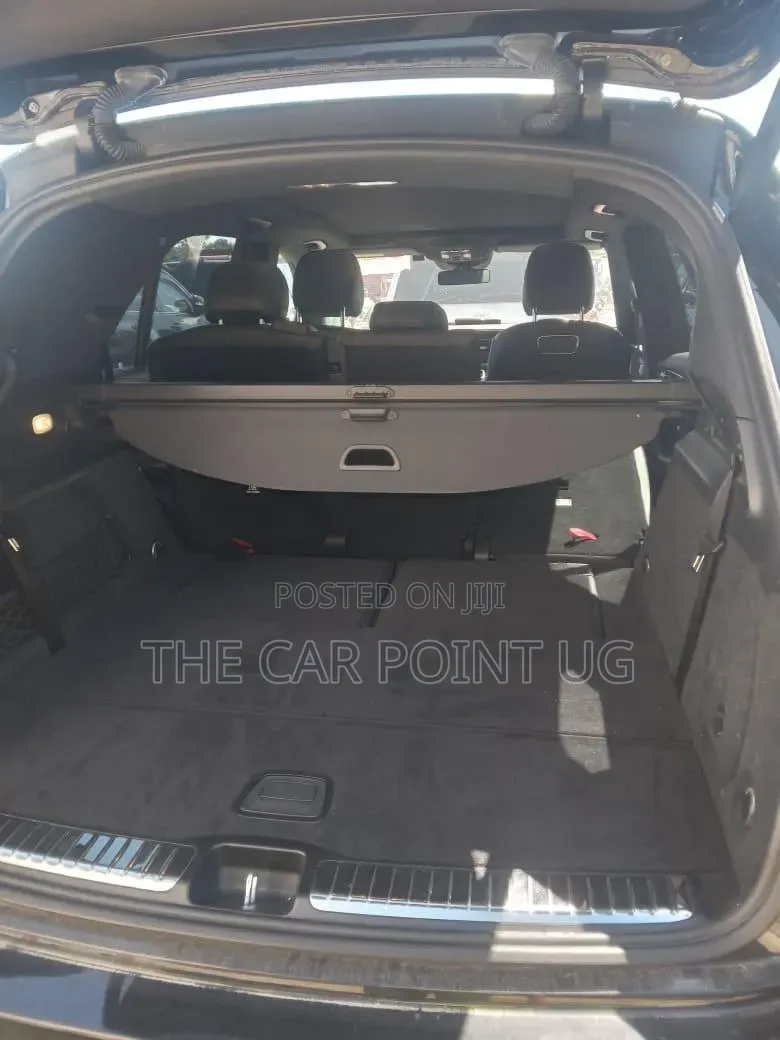 Mercedes-Benz GLE-Class GLE 300d 4MATIC 2019 Black