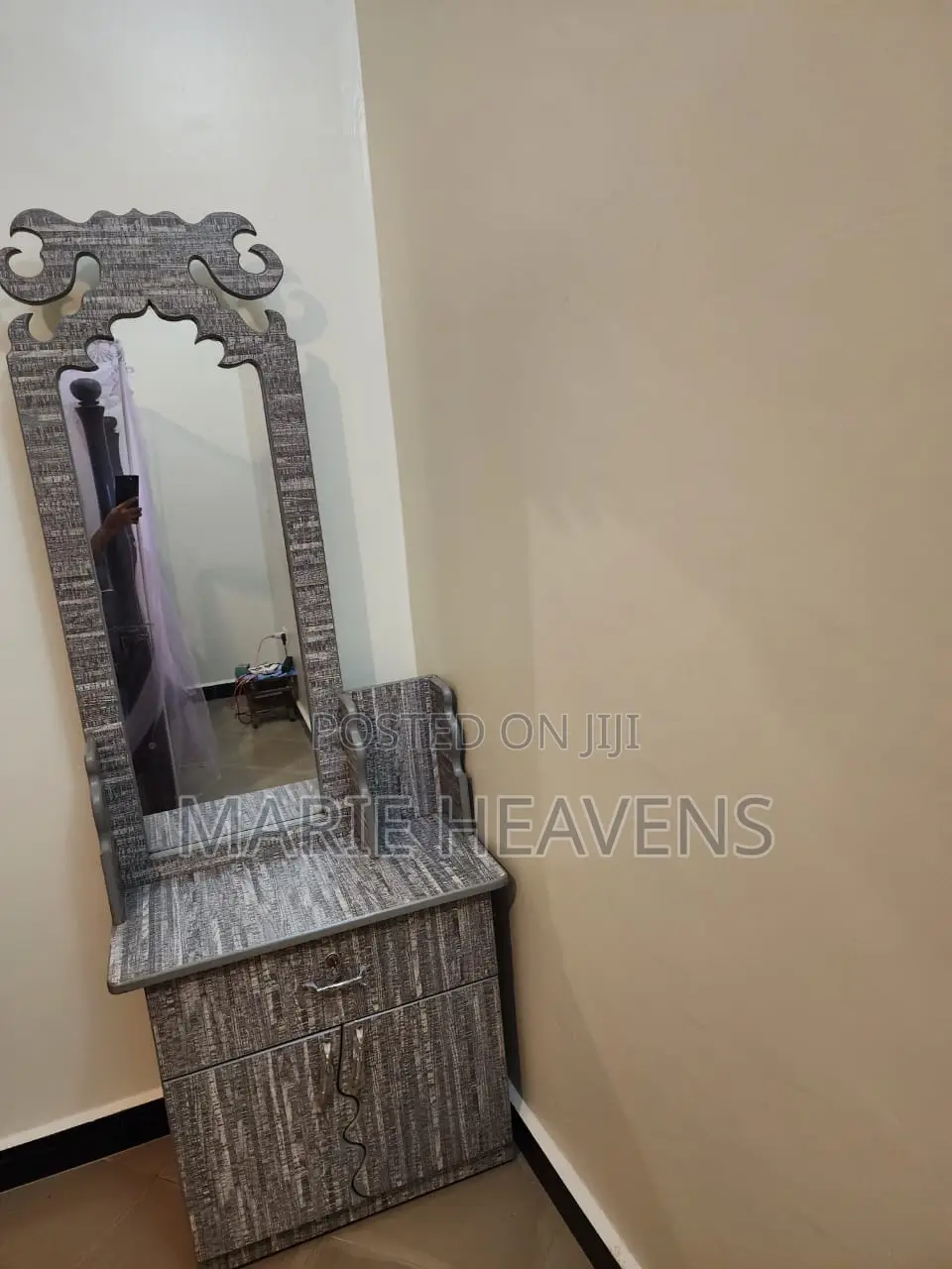 Dressing Mirror
