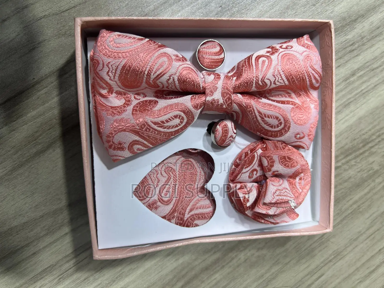 Bow Tie for Shirts