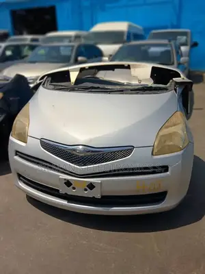 Toyota Ractis Complete Half Cut