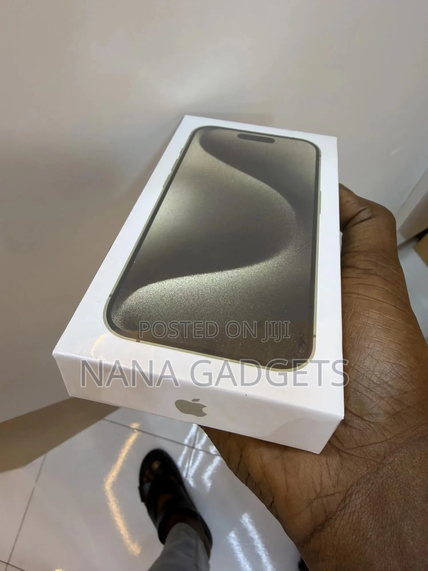 New Apple iPhone 15 Pro 256 GB Black